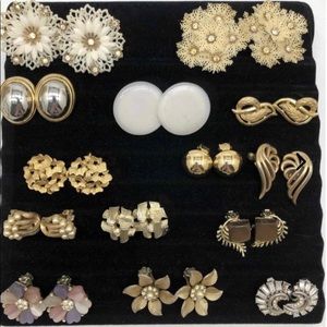 Vintage, Name Brand Earrings x14 Pair Coro, Lisner, Trifari ++